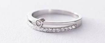 Серебряное кольцо с фианитами - Интернет магазин Mono