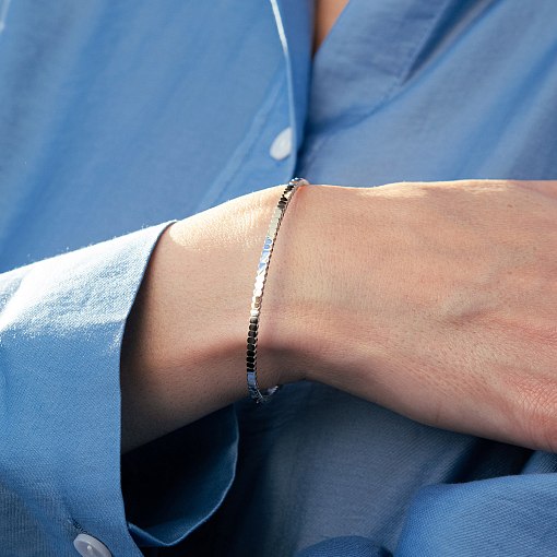 Жорсткий браслет 