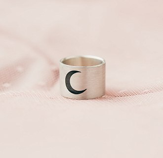 Серебряное кольцо с гравировкой "Луна" 112143лн №4