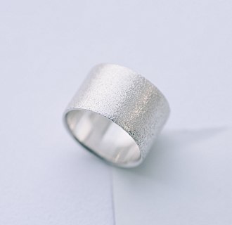 Серебряное кольцо "Звездная пыль" 112143т