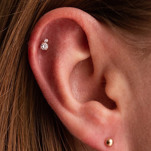 Одиночна золота сережка для хелікса (фіаніти) 1711ч 2