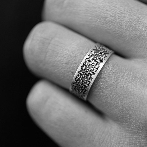 Серебряное кольцо "Вышиванка" 1114 7