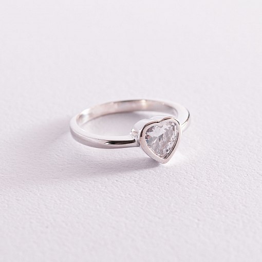 Серебряное кольцо "Сердце" с фианитом 112619