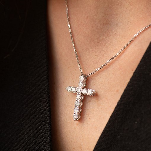 Золотое колье "Крестик" с бриллиантами 739511121 4