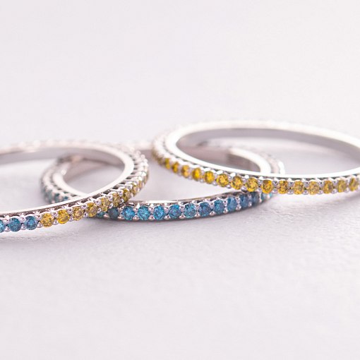 Золотое кольцо с голубыми бриллиантами 226811121 3