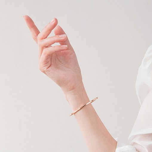 Жорсткий золотий браслет 