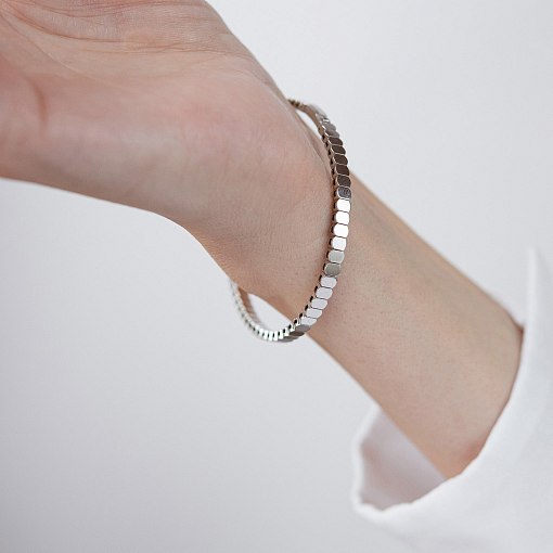 Жесткий браслет "Kylie" в белом золоте б05826 2