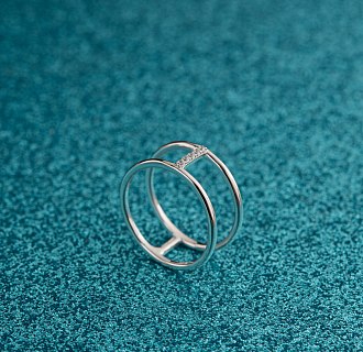 Серебряное кольцо с фианитами 901-01008 №3