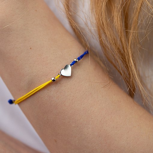 Браслет "Украинское сердце" в белом золоте (синяя и желтая нить) б05276 7