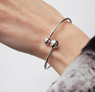 Жесткий браслет "Шарики" в белом золоте б05817 №6