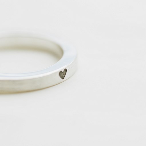 Кольцо "Сердце" в серебре 112125с 7