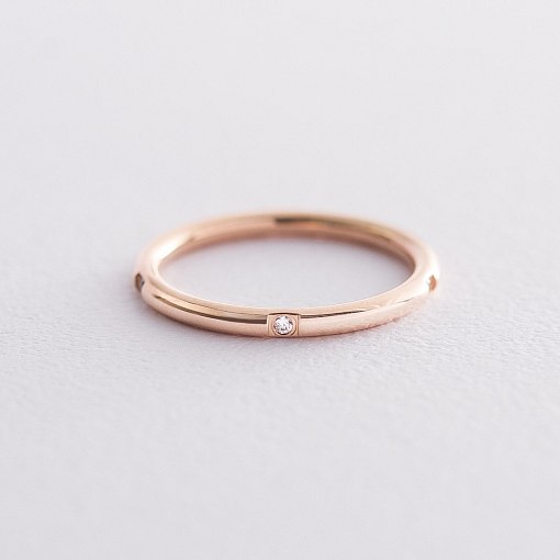Золотое кольцо с фианитами в стиле минимализм к06557