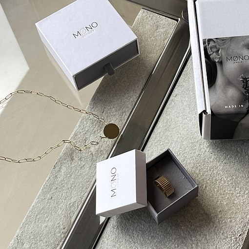 Широка каблучка 