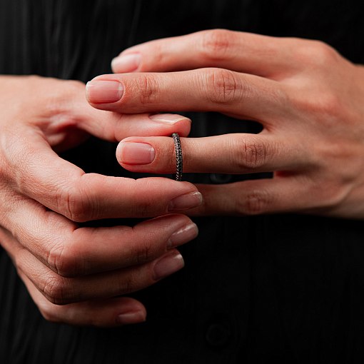 Золота каблучка з чорними діамантами кб0242sth 8