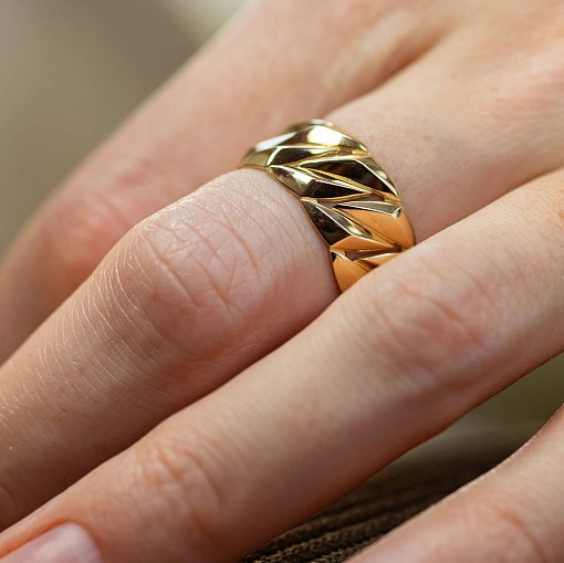 Широкое кольцо "Odette" в желтом золоте к07956 2