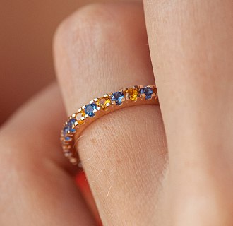 Кольцо с дорожкой голубых и желтых камней (красное золото) 815к №6