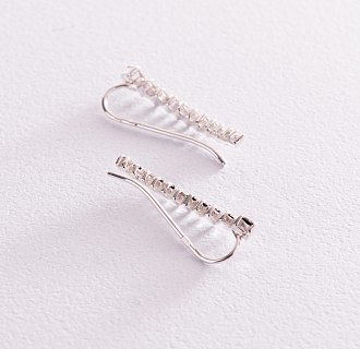 Срібні асиметричні сережки - клаймбери (одна сережки з чорними фіанітами, друга з білими) 123155 №3
